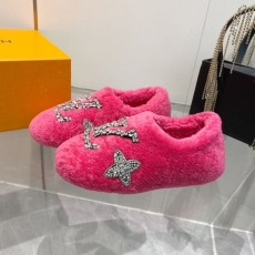 Louis Vuitton Slippers